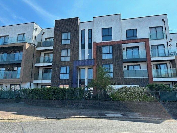 2 Bedroom Flat To Rent In Sutton Road, Southend-On-Sea, SS2