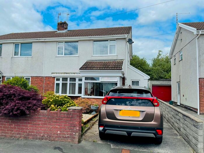 3 Bedroom House To Rent In Ridgewood Park, Llanelli, Carmarthenshire, SA15