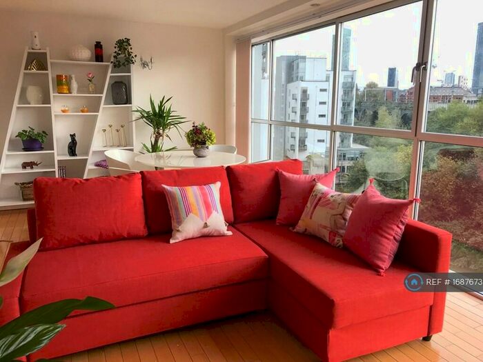 2 Bedroom Flat To Rent In South Hall Street, Salford, M5