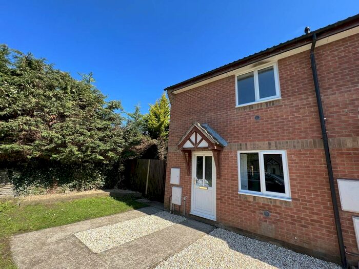 2 Bedroom Property To Rent In Courts Barton, Frome, Somerset, BA11