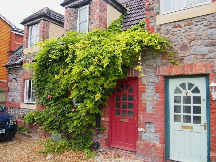 2 Bedroom Cottage To Rent In Victoria Avenue, Redfield, Bristol, BS5