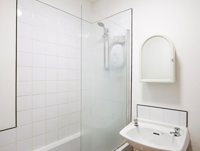 1 Bedroom Flat To Rent In Russell Street, Lancaster, LA1