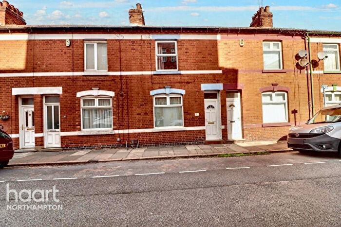 3 Bedroom Terraced House For Sale In Sharman Road, Northampton, NN5