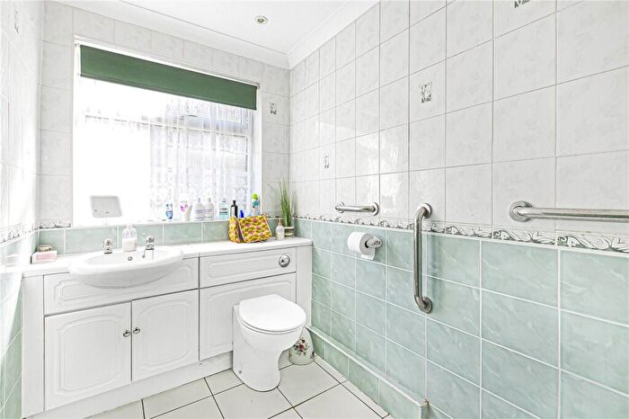 3 Bedroom Detached House For Sale In Coopers Close, Kimpton, Hitchin, SG4