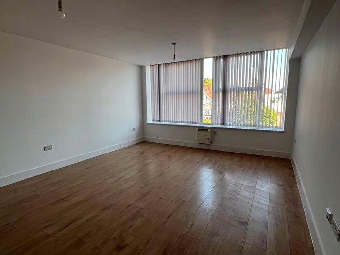 2 Bedroom Property To Rent In Kenton Road, Harrow-On-The-Hill, Harrow, HA3