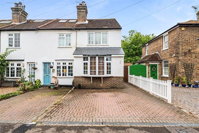 2 Bedroom End Of Terrace House For Sale In Rushett Close, Thames Ditton, KT7