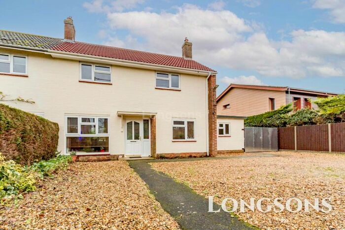3 Bedroom Semi-Detached House For Sale In Wretton Road, Boughton PE33