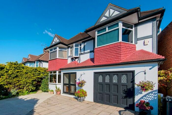 4 Bedroom Detached House To Rent In Robin Hood Way, London, SW15