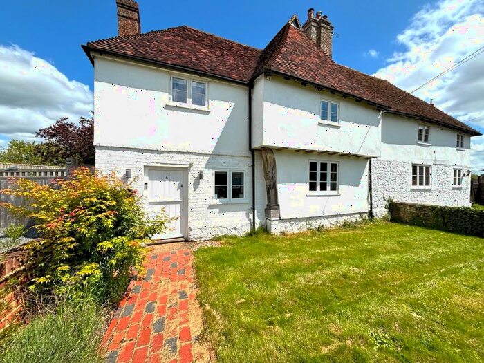 3 Bedroom Semi-Detached House For Sale In Pluckley, Ashford, TN27