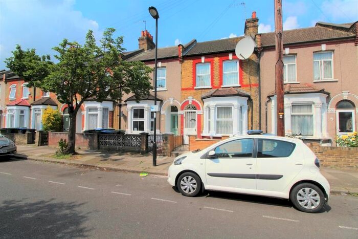 2 Bedroom Property To Rent In Lancaster Road, London, N18