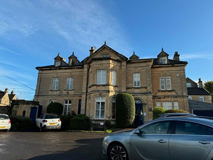 1 Bedroom Flat To Rent In Frome Road, Bradford-On-Avon, Wiltshire, BA15