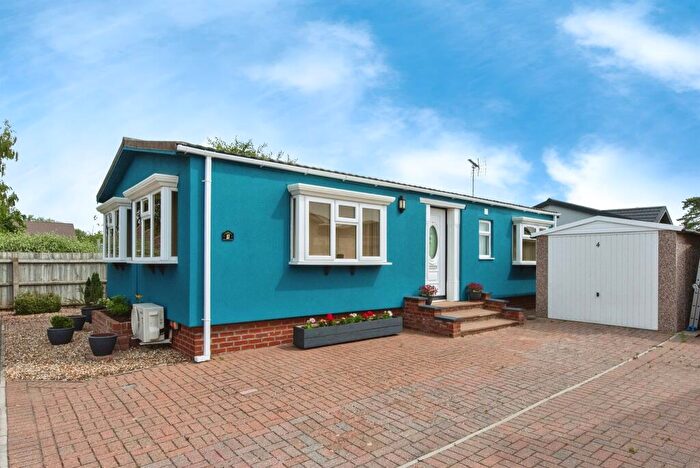 2 Bedroom Park Home For Sale In Rozel Court, Beck Row, Bury St. Edmunds, IP28