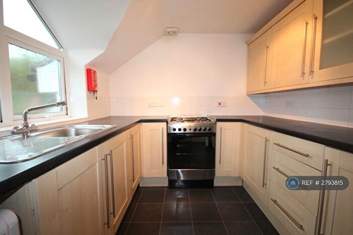 4 Bedroom Terraced House To Rent In Carlyle Avenue, Brighton, BN2