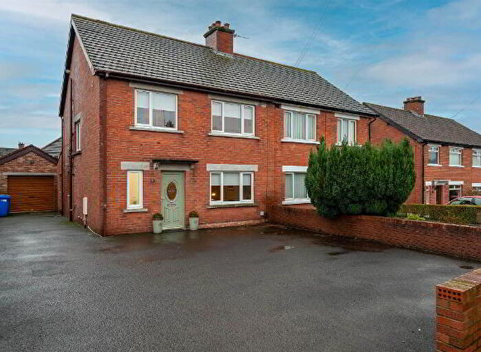 3 Bedroom Semi-detached Villas For Sale In Sydenham Avenue, Belfast, BT4