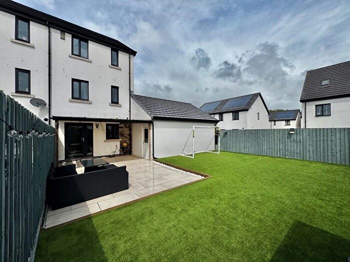 3 Bedroom End Of Terrace House For Sale In Blakeney Road, Saltram Meadow, PL9