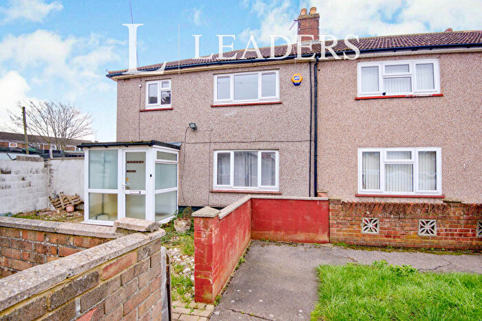 3 Bedroom End Of Terrace House To Rent In Tennyson Walk, Tilbury, RM18