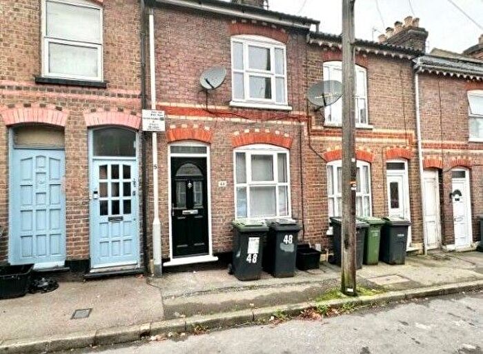 3 Bedroom Terraced House To Rent In Tavistock Street, Luton, LU1