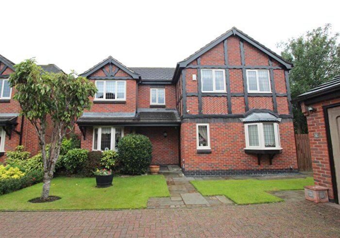4 Bedroom Detached House For Sale In Mendip Close, Lytham St. Annes, FY8