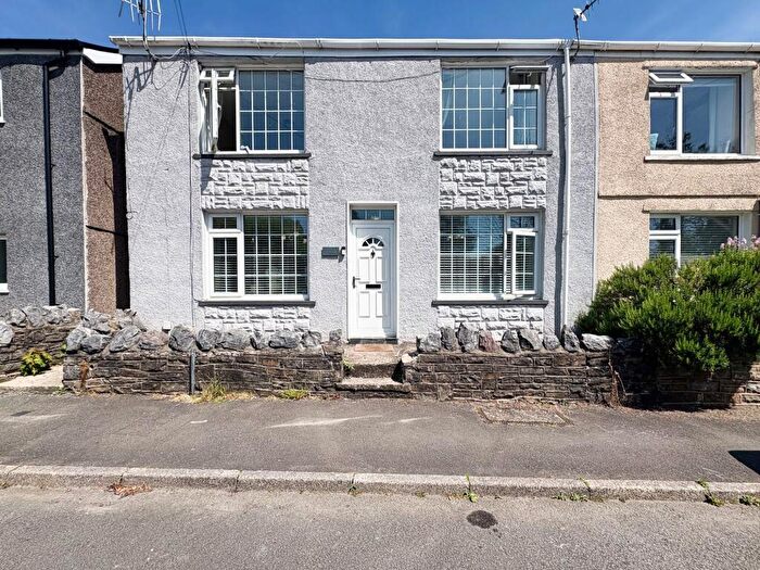 3 Bedroom Semi-Detached House For Sale In Taillwyd Road, Neath Abbey, SA10