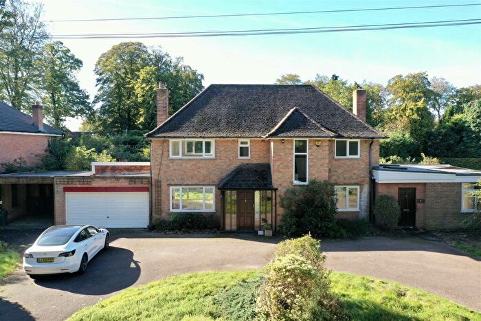 4 Bedroom Detached House To Rent In Weeford Road, Sutton Coldfield, B75