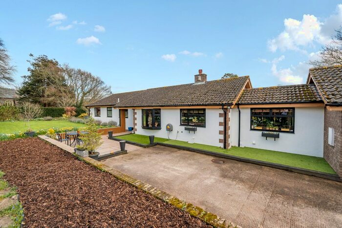 4 Bedroom Bungalow For Sale In Maranatha, Rewe, Exeter, EX5