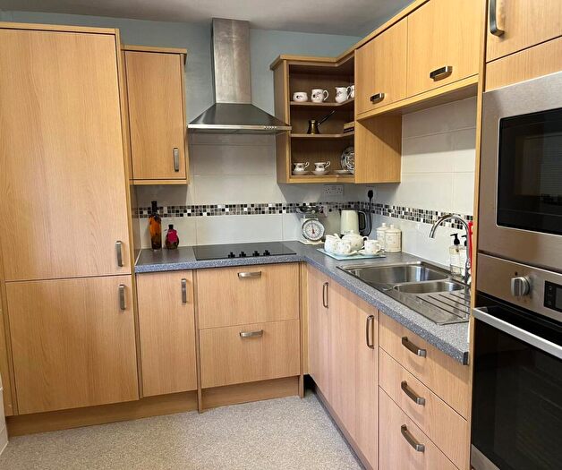 1 Bedroom Retirement Property For Sale In Knights Lane, Tiddington, Stratford-upon-Avon, CV37