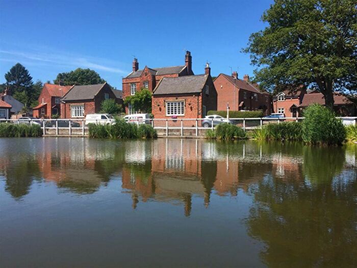 2 Bedroom Detached House For Sale In Main Street, Swanland, HU14