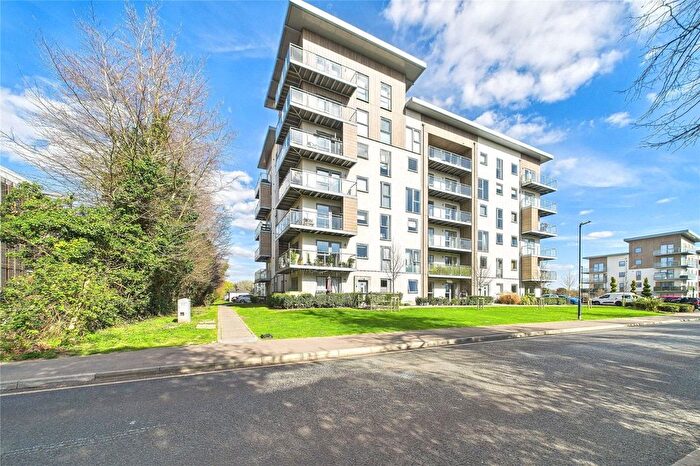 1 Bedroom Flat For Sale In Marigold House, Wallingford Way, Maidenhead, Berkshire, SL6