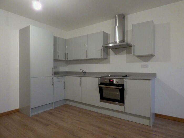1 Bedroom Apartment To Rent In The Quadrant, SN5