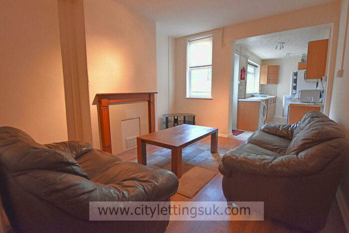 4 Bedroom Terraced House To Rent In Cromwell Street, Arboretum, NG7