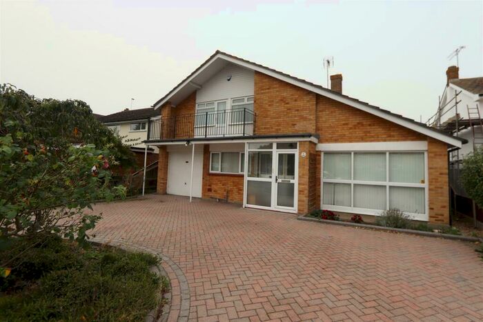 3 Bedroom Property To Rent In Colbert Avenue, Southend-On-Sea, SS1