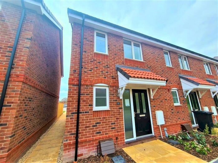 2 Bedroom End Of Terrace House To Rent In Didcot, Oxfordshire, OX11