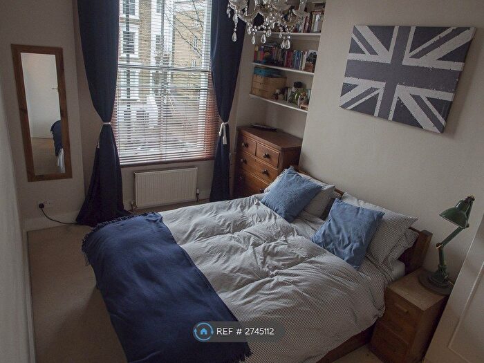 2 Bedroom Flat To Rent In Mildmay Park, London, N1