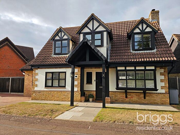 4 Bedroom Detached House For Sale In Hythegate, Werrington, Peterborough, PE4