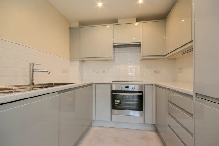 2 Bedroom Flat To Rent In St. Thomas Street, Oxford, OX1