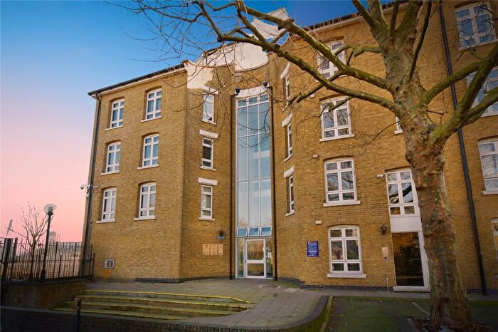1 Bedroom Flat For Sale In Fairfield Road, London, E3