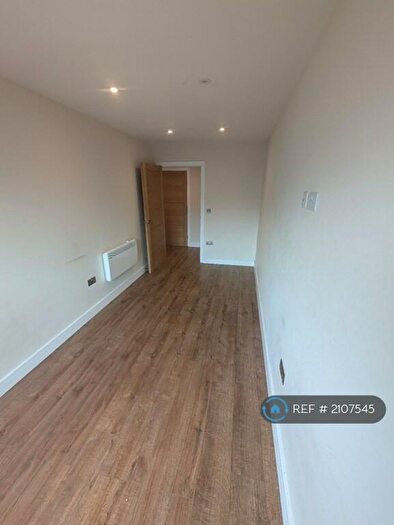 2 Bedroom Flat To Rent In Campshill Road, London, SE13
