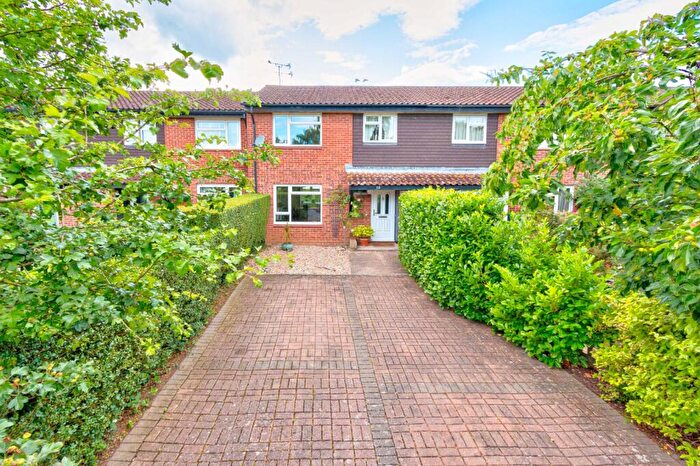 3 Bedroom Terraced House For Sale In Cutmore Drive, Colney Heath, St. Albans, Hertfordshire, AL4