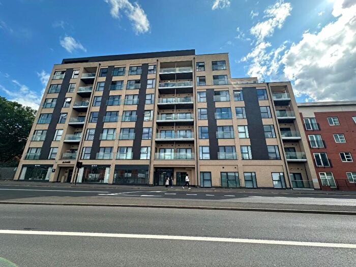 2 Bedroom Apartment To Rent In Regency Pace, Parade, Birmingham, B1