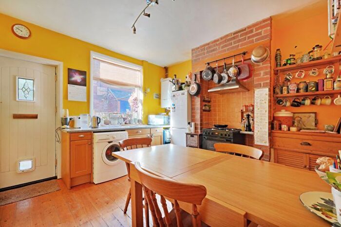 3 Bedroom Terraced House To Rent In Rushdale Avenue, Sheffield, S8