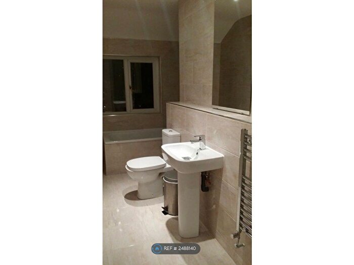 2 Bedroom Flat To Rent In Farnaby Road, London, SE9