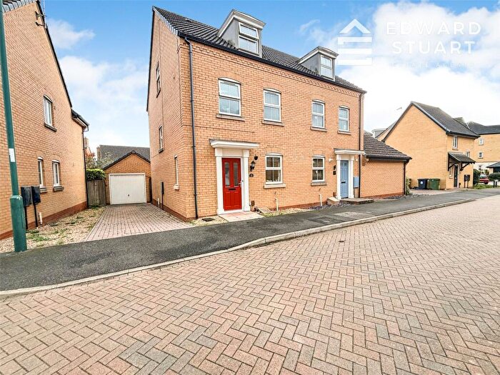 3 Bedroom Semi Detached House For Sale In Sprigs Road, Hampton Hargate, Peterborough, Cambridgeshire, PE7