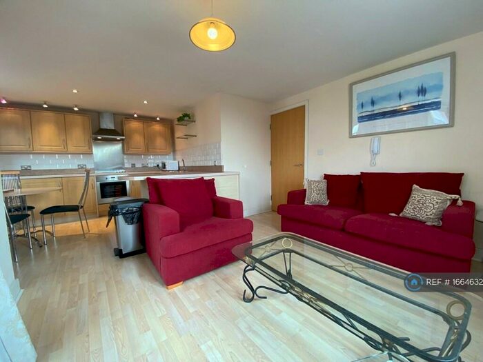 2 Bedroom Flat To Rent In Lister House, Nottingham, NG3