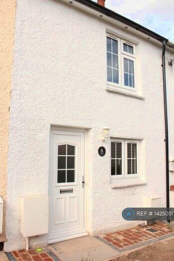 2 Bedroom Terraced House To Rent In Clobbs Yard, Chelmsford, CM1