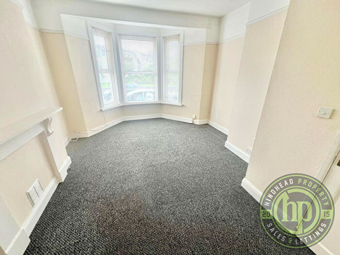 2 Bedroom Flat To Rent In Northumberland Terrace, West Hoe, PL1