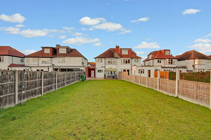 3 Bedroom Semi Detached House For Sale In Norval Road, Wembley, HA0