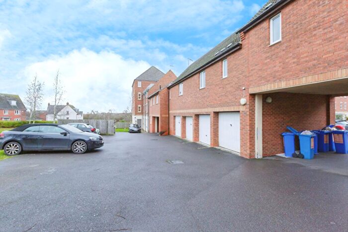 2 Bedroom Flat For Sale In Kepwick Road, Hamilton, Leicester, Leicestershire, LE5