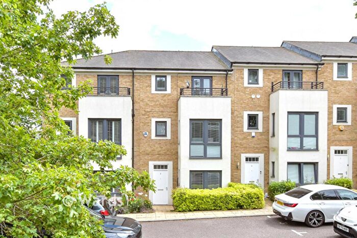 4 Bedroom Town House For Sale In The Fort, Rochester, Kent, ME1