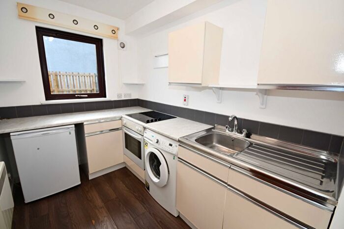 1 Bedroom Flat To Rent In Hilton Crescent, Inverness, IV2
