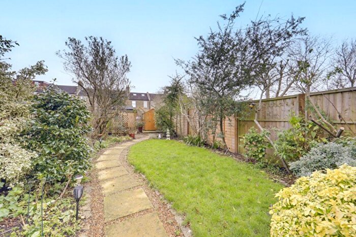 3 Bedroom Terraced House For Sale In Glenfarg Road, Catford, London, SE6